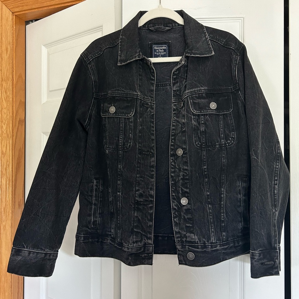 Abercrombie & Fitch denim jacket